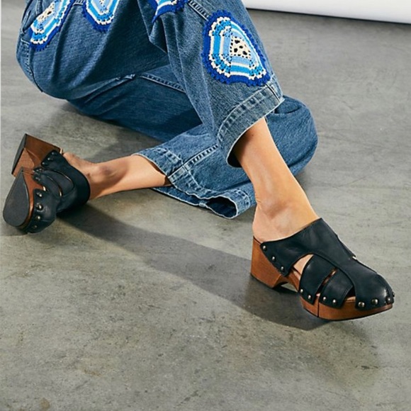 Free People ♥️ Libra Leather Clog‎ - Like and get 40% - Picture 4 of 5